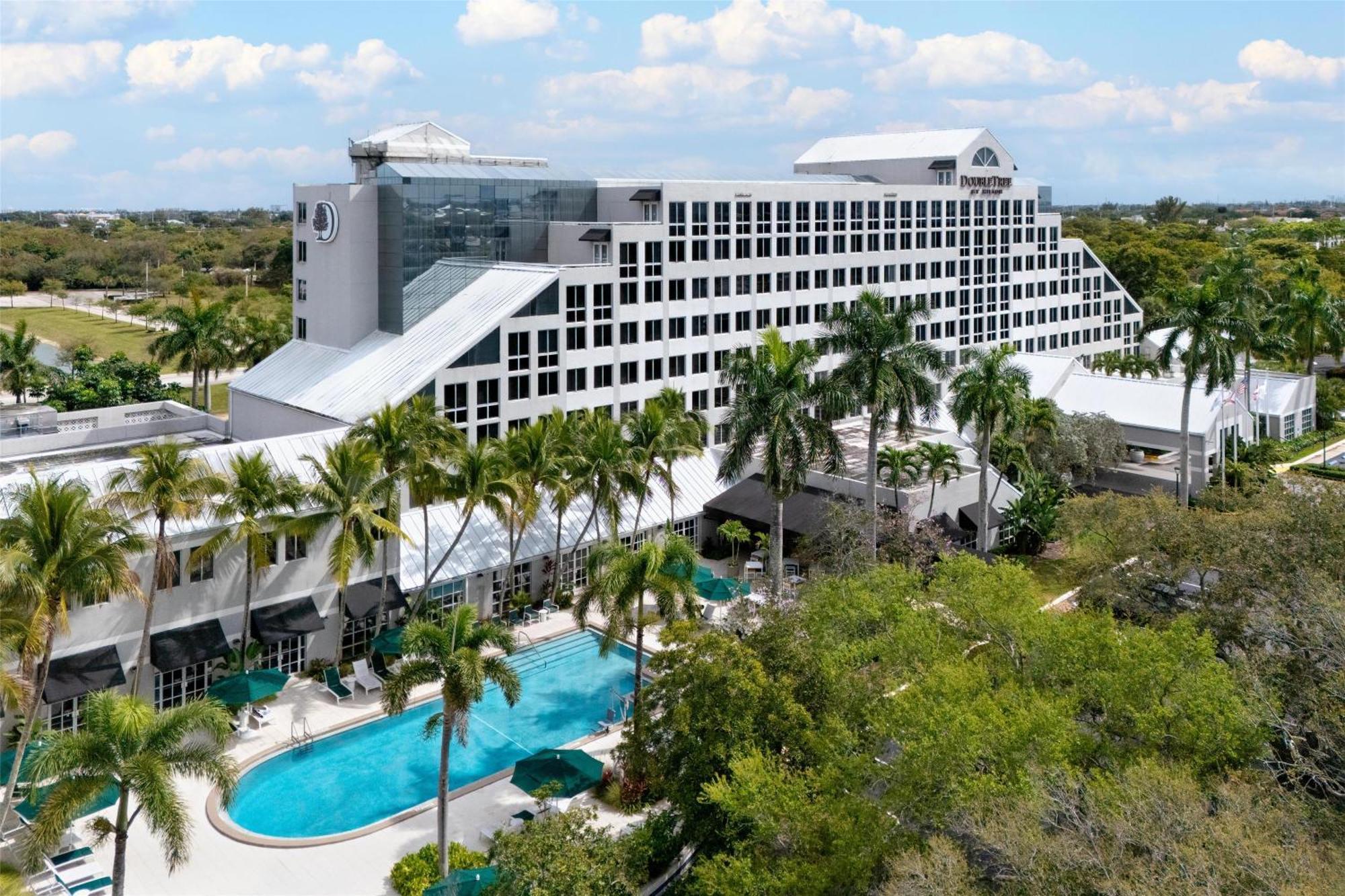 Doubletree By Hilton Deerfield Boca Raton Hotel Deerfield Beach